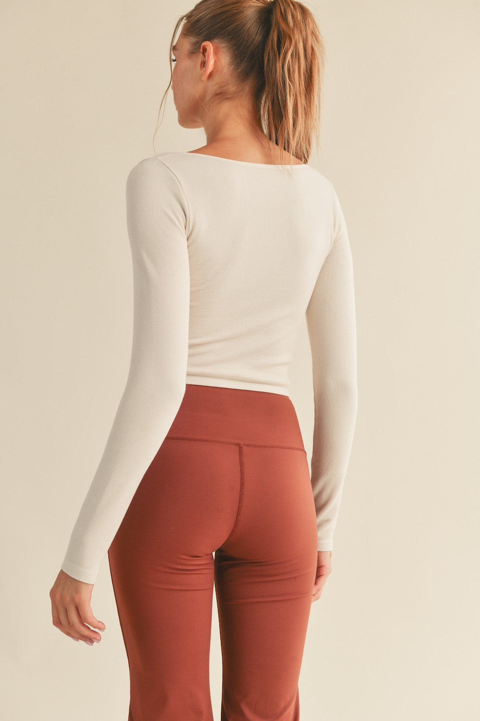 Square-Neck Seamless Long Sleeve Top