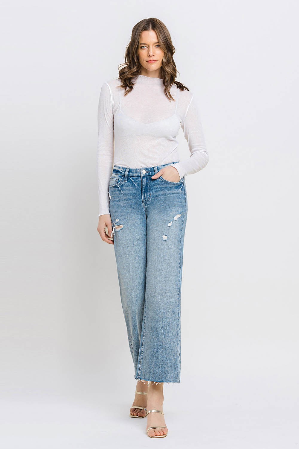 MID RISE CROP WIDE JEANS