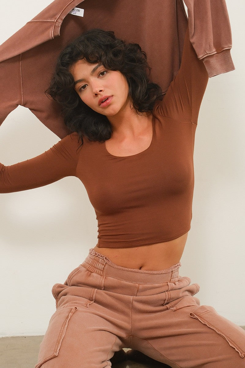 Scoop Neck Long Sleeve Crop Tee