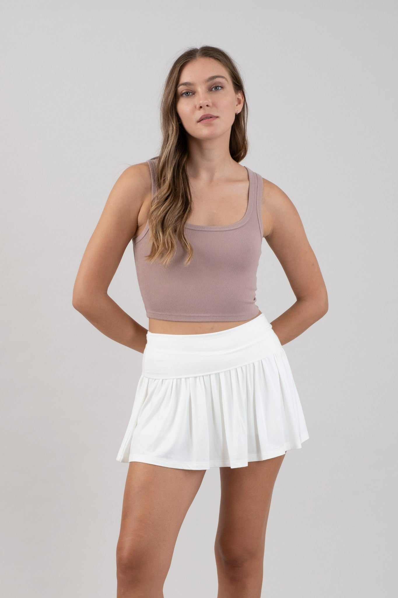 Sleeveless Border Trim Detail Knit Tank