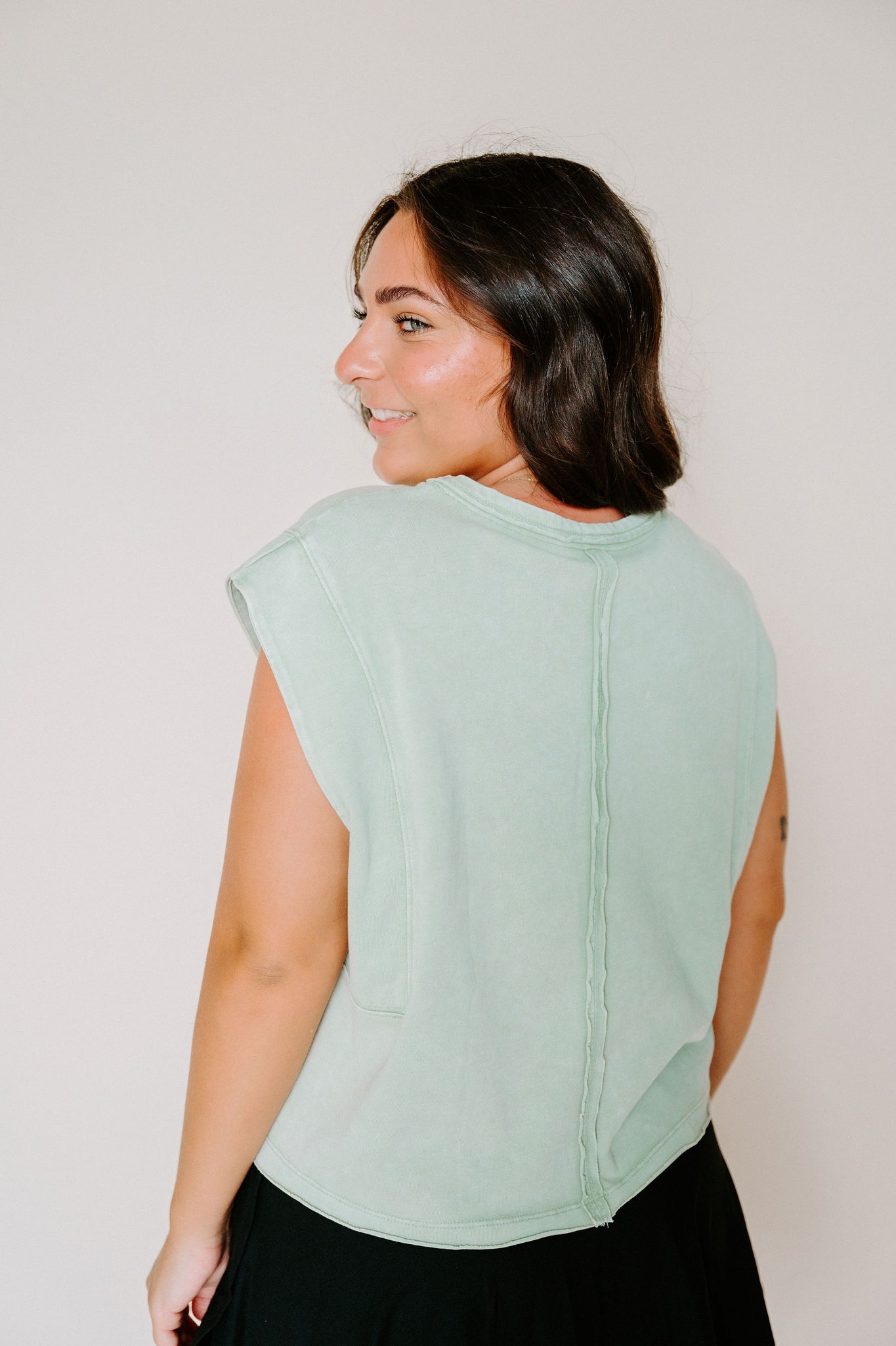 Sleeveless Airy Tank