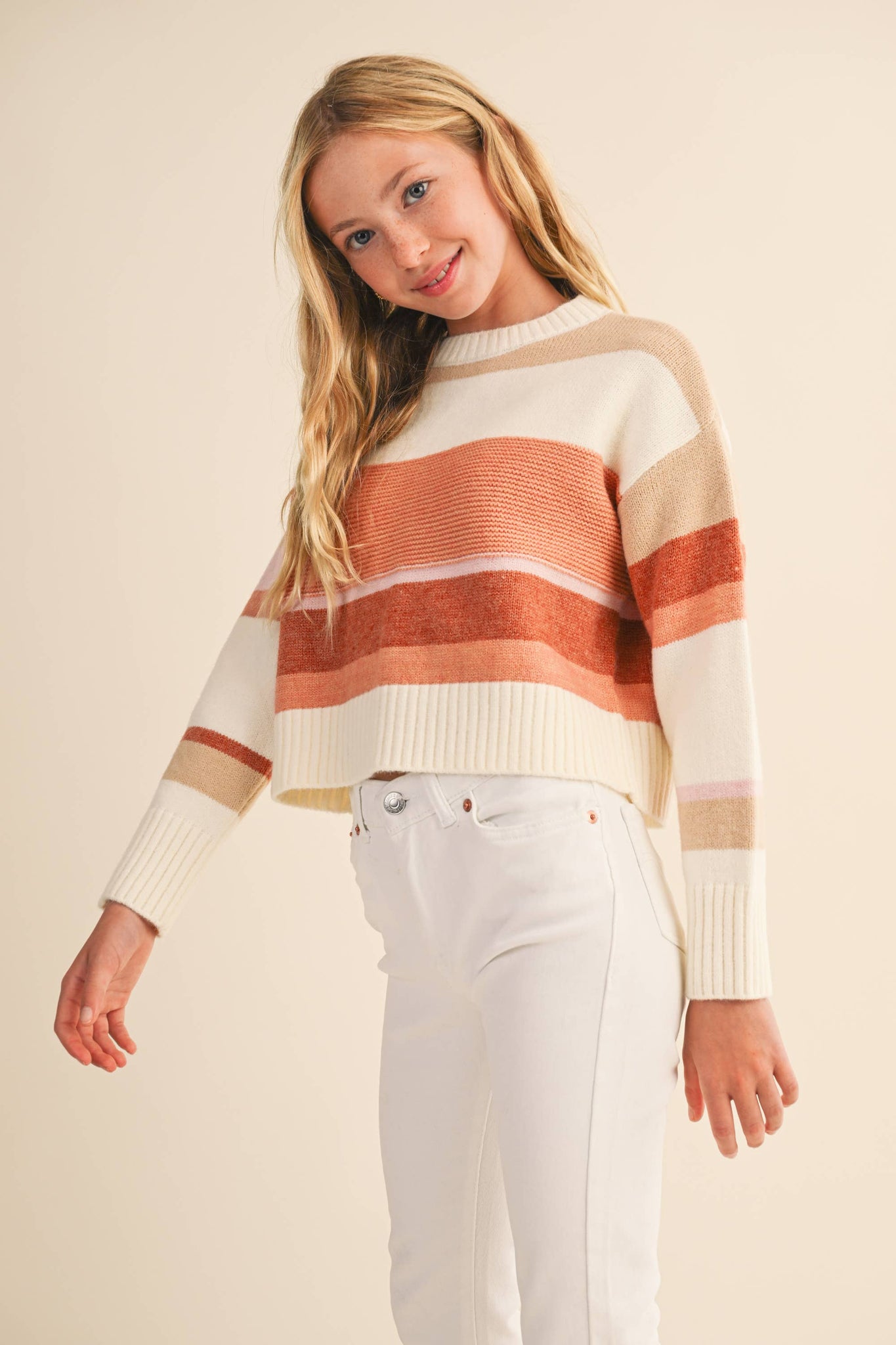 TWEEN KIDS GIRLS ROUND NECK CROPPED SWEATER